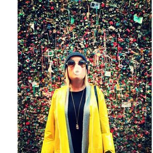 Meet your Posher, Sofy